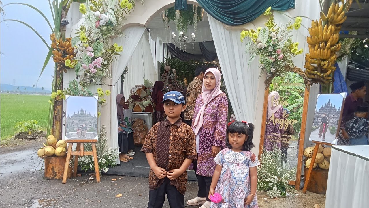 Abang Fikri Neng Tisha datang Acara kondangan pernikahan saudara di purwokerto 