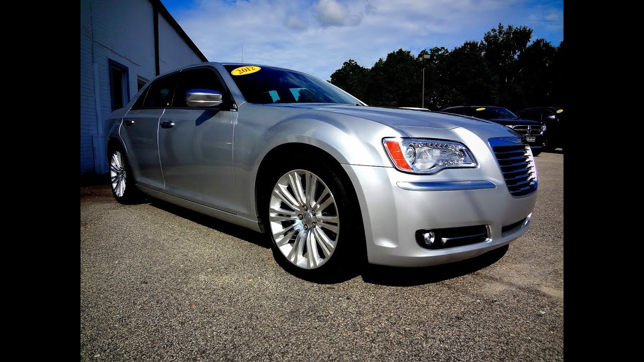 👉 2012 CHRYSLER 300C LUXURY SERIES