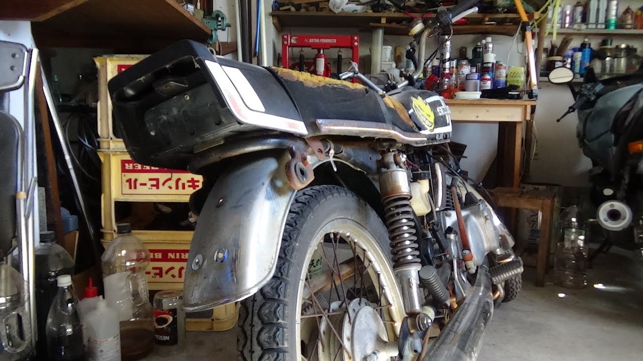 オートバイレストアsuzuki gp125第22回　イグニッションコイル部ねじゆるみません