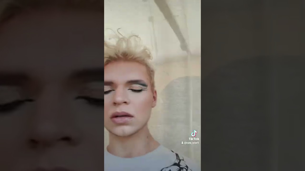 Another Day Another slay  #makeupartist #czech #makeup #shorts #viral #icon #mua #famous #transition