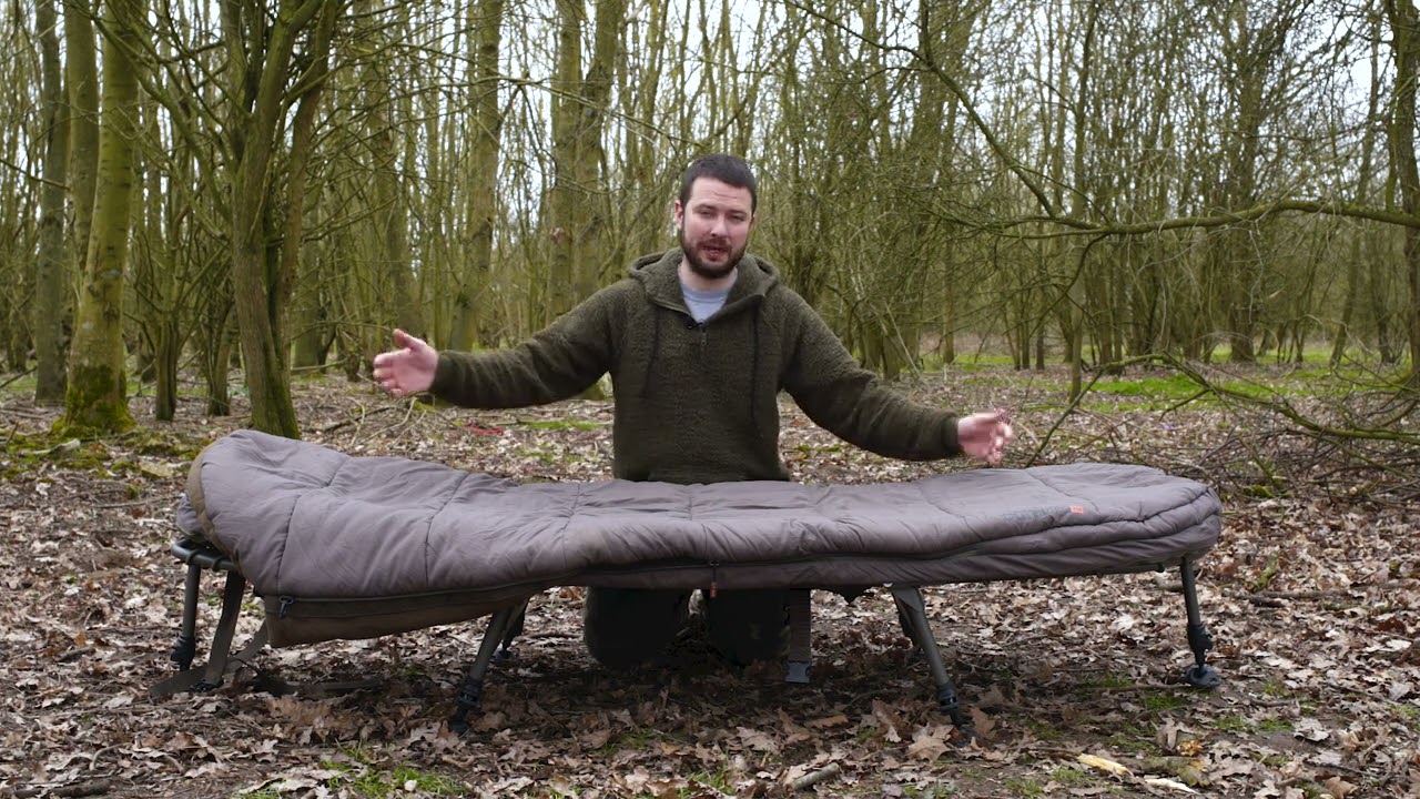 CARP FISHING REVIEW - FOX DURALITE BED & SLEEPING BAG