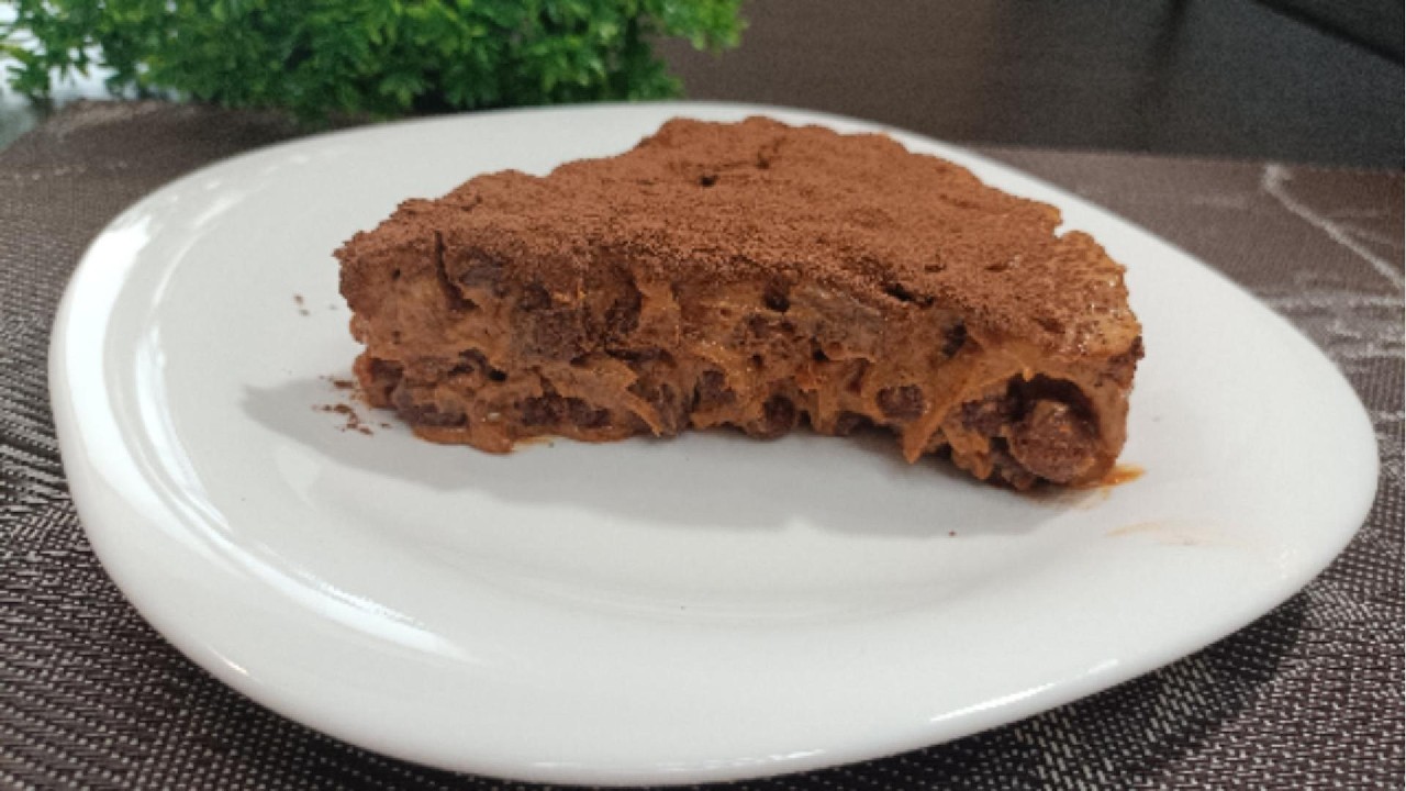 No-Bake Chocolate Banana Cake | Easy Dulce de Leche Dessert