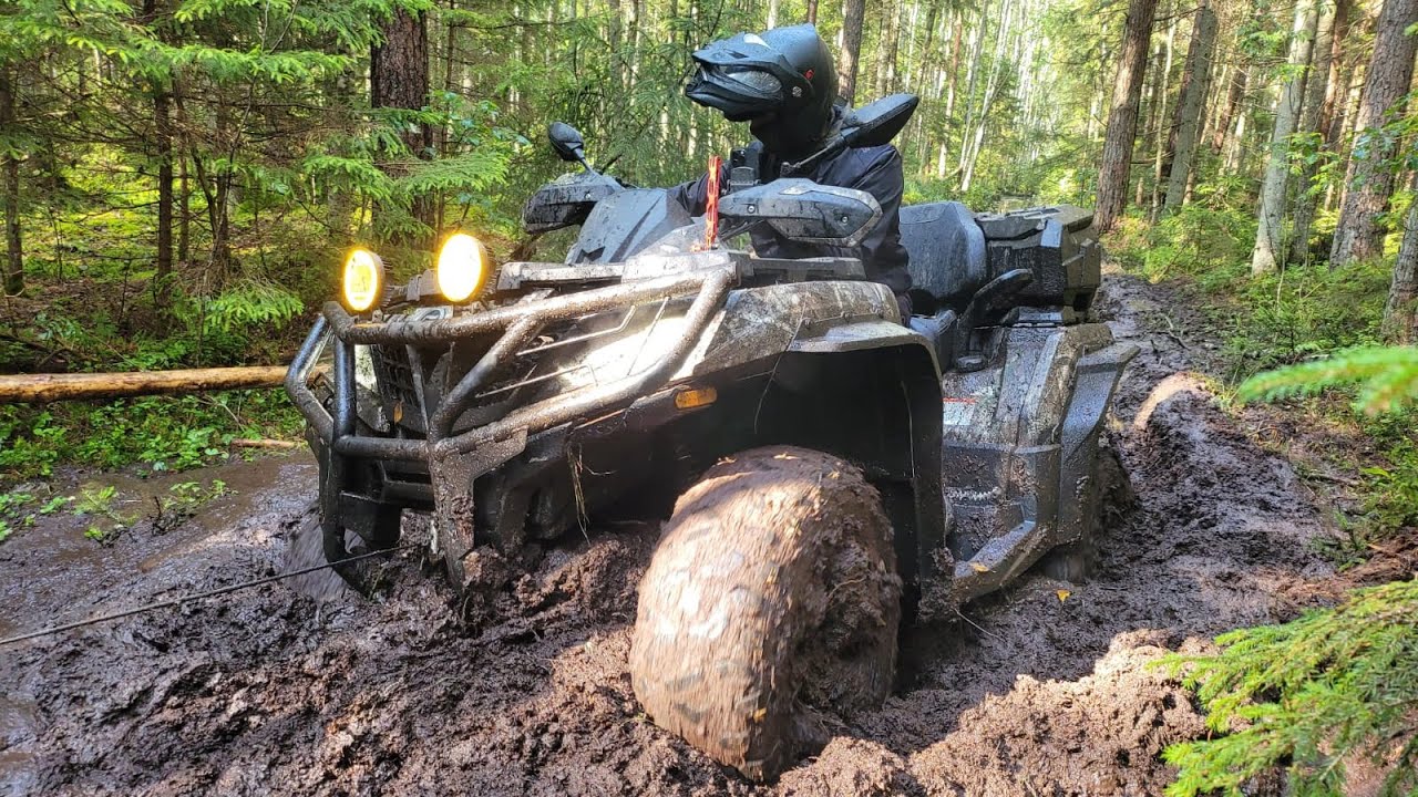 Cfmoto cforce 1000 ; Can-am ; Kawasaki. Deep mud and water.