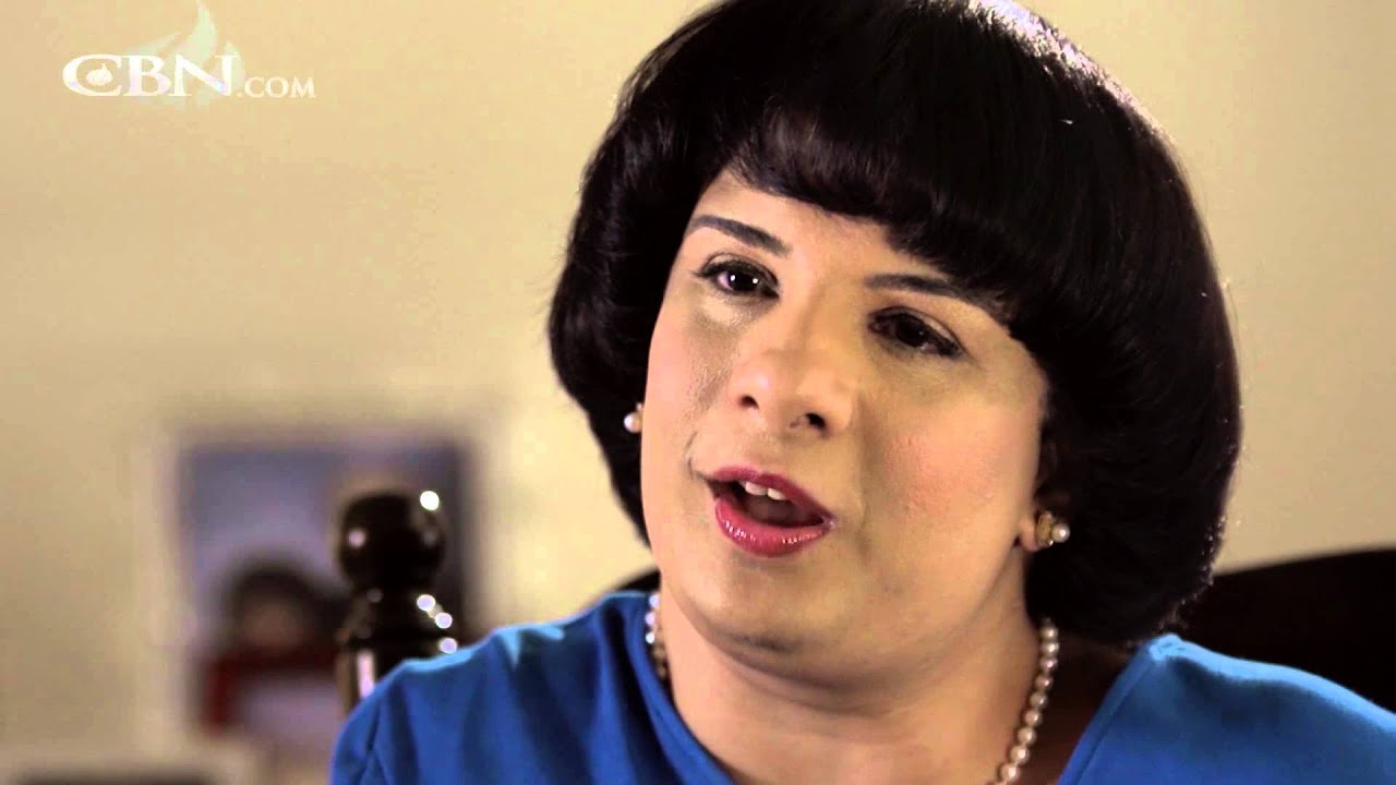 Woman Born Without Arms and Legs Inspires Others