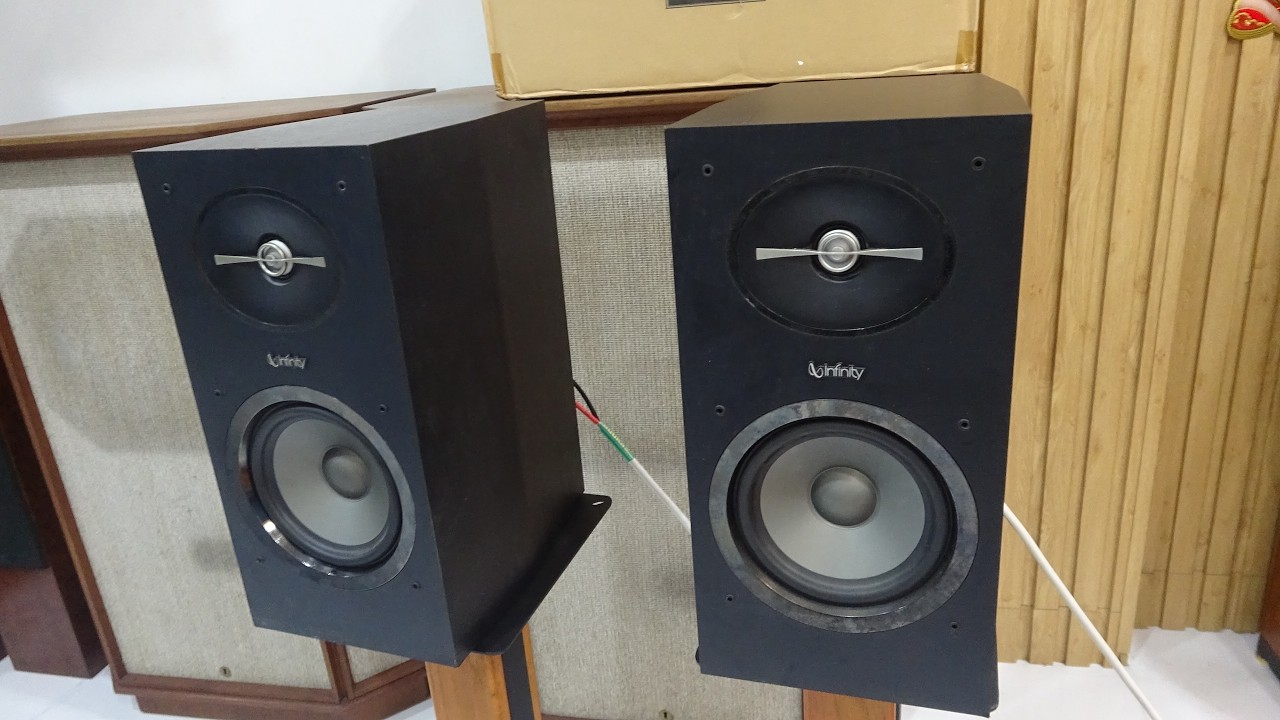 Sững sờ đ&ocirc;i loa Mỹ chỉ 3 triệu 900 m&agrave; bass khỏe kinh hồn