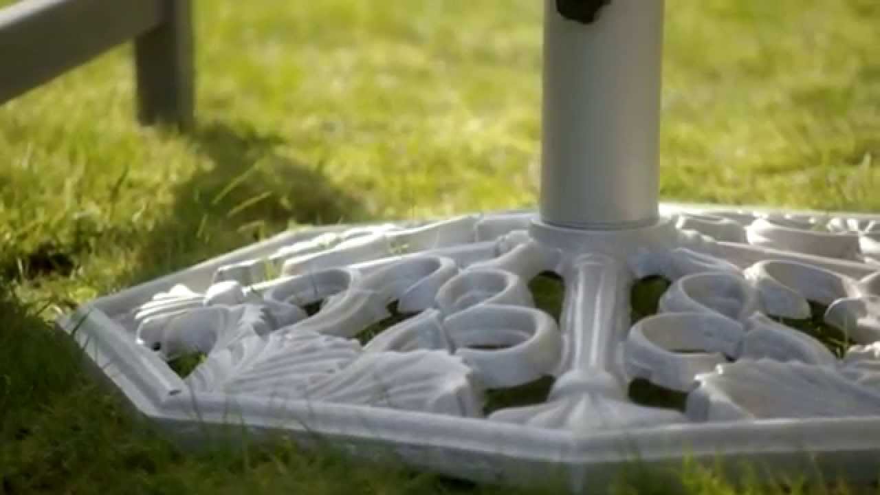 Een parasolvoet renoveren met een verfpistool