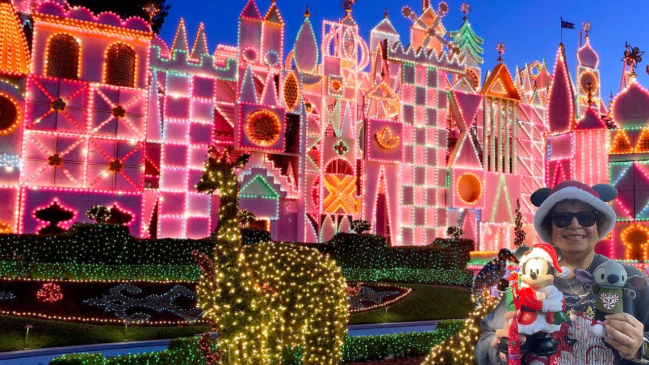 Tasty Tuesday! Amazing Holiday Treats, Pin Trading with Stitch & Small World Holiday!