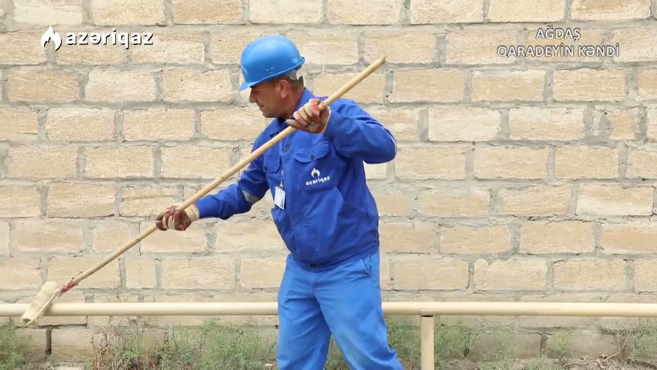 Ağdaş rayonunun Qaradeyin kəndinə küçə qaz xətləri çəkilir