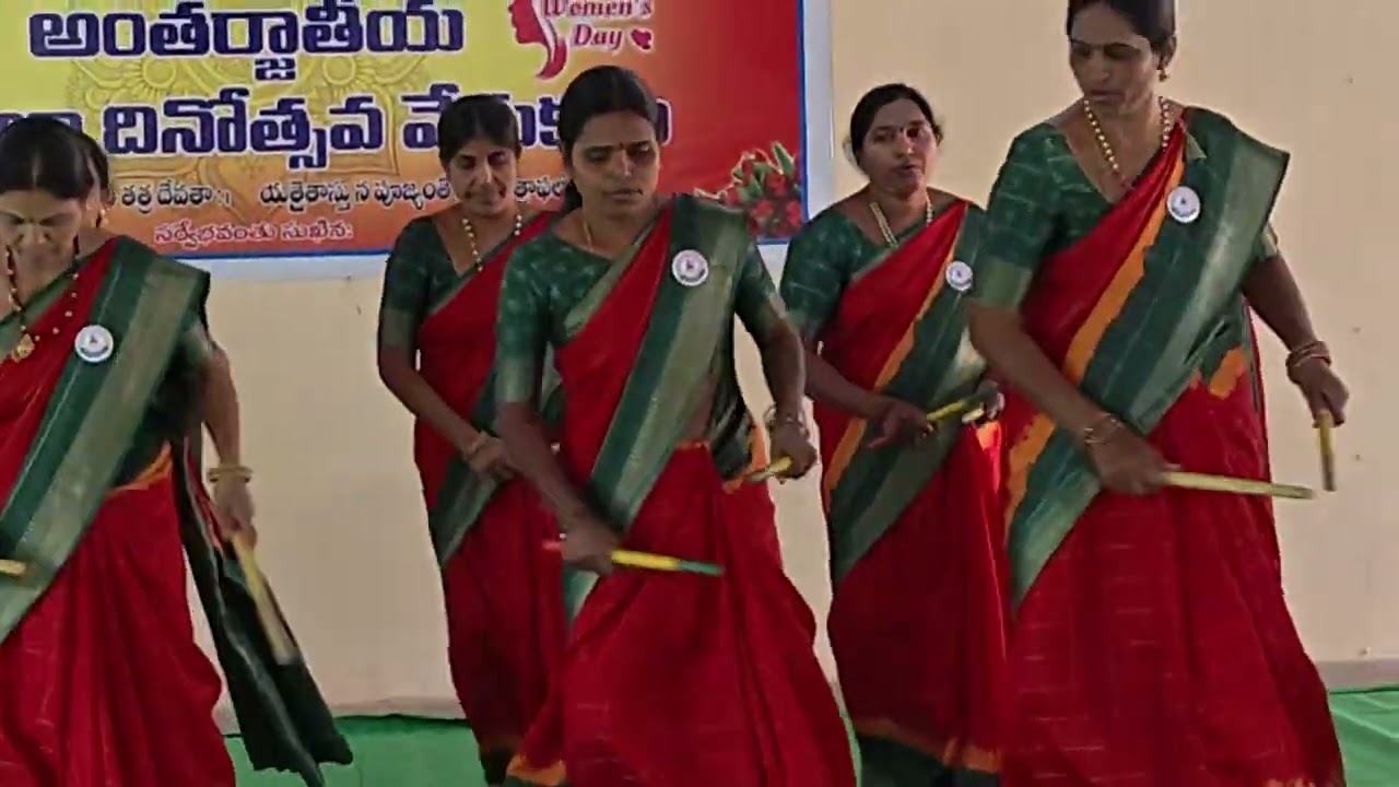 ఓనా రామయ్య అద్భుతమైన కోలాటం అంతర్జాతీయ మహిళా దినోత్సవం రోజున మహిళలచే