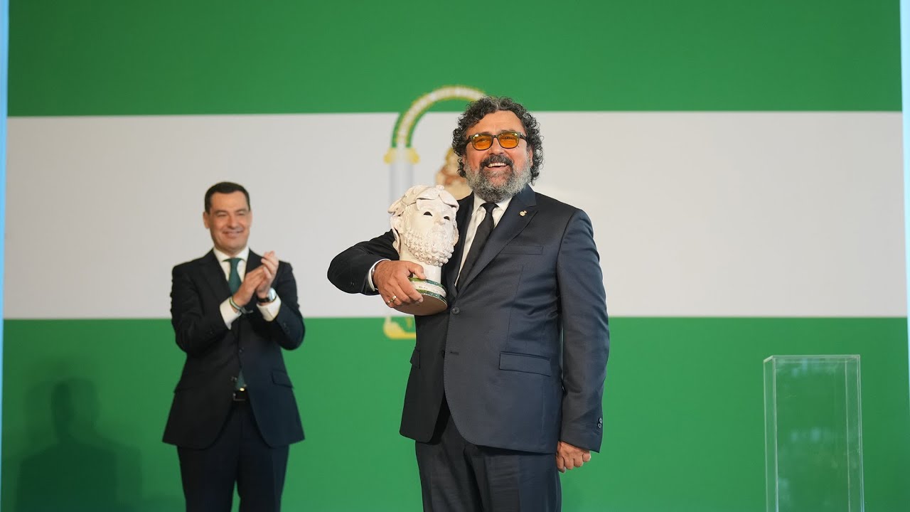 Elogio a la bandera de Andalucía por parte del actor Paco Tous