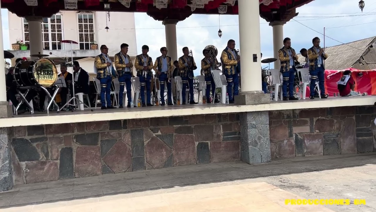 Banda Cerro De Sauces VS Banda Joyas Del Rey Nurio 2025 Parte 2