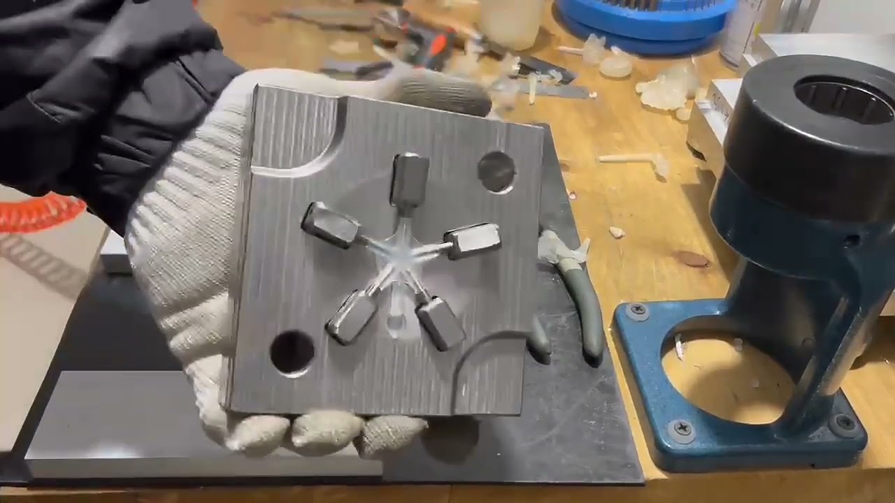 If you have a desktop injection molding machine,what products do you want to make?