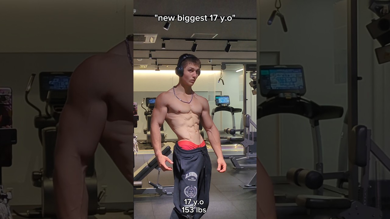New 17 y.o David Lavid #abs #shredded #sixpack #aesthetic #muscle #posing #fitness #model #gymlife