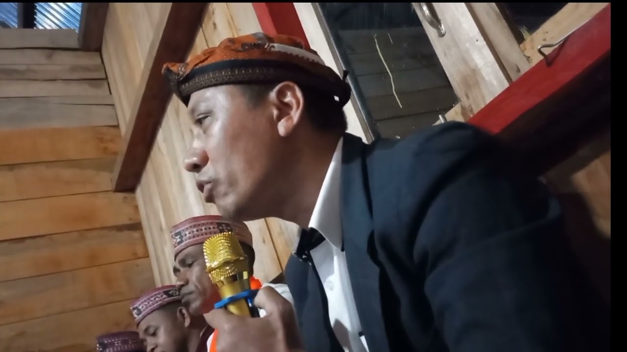 Wewa laring cain bagian kedua one lonto we'e mbaru tembong Lelit