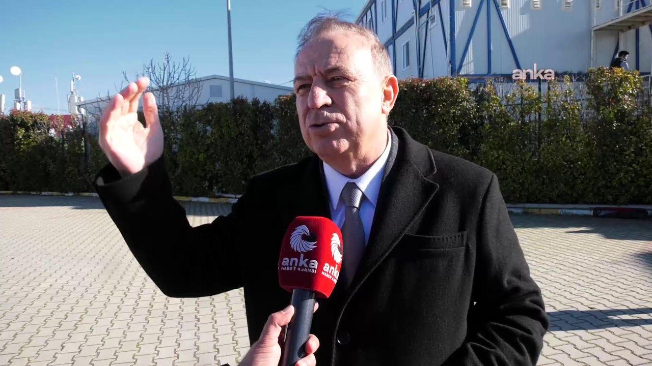 CHP Genel Başkan Yardımcısı Gökan Zeybek Silivri'de açıklama yapıyor #Canlı