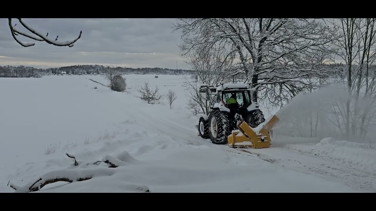 Ford 8240 with snowblower