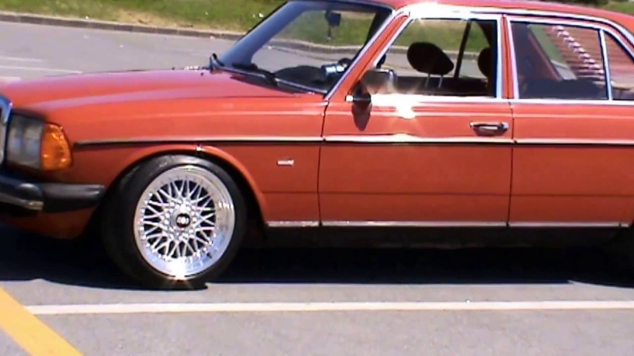 Classic mercedes-benz  W123 230E