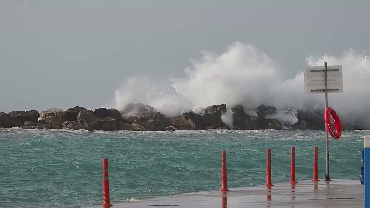 10 bofor at South Samos