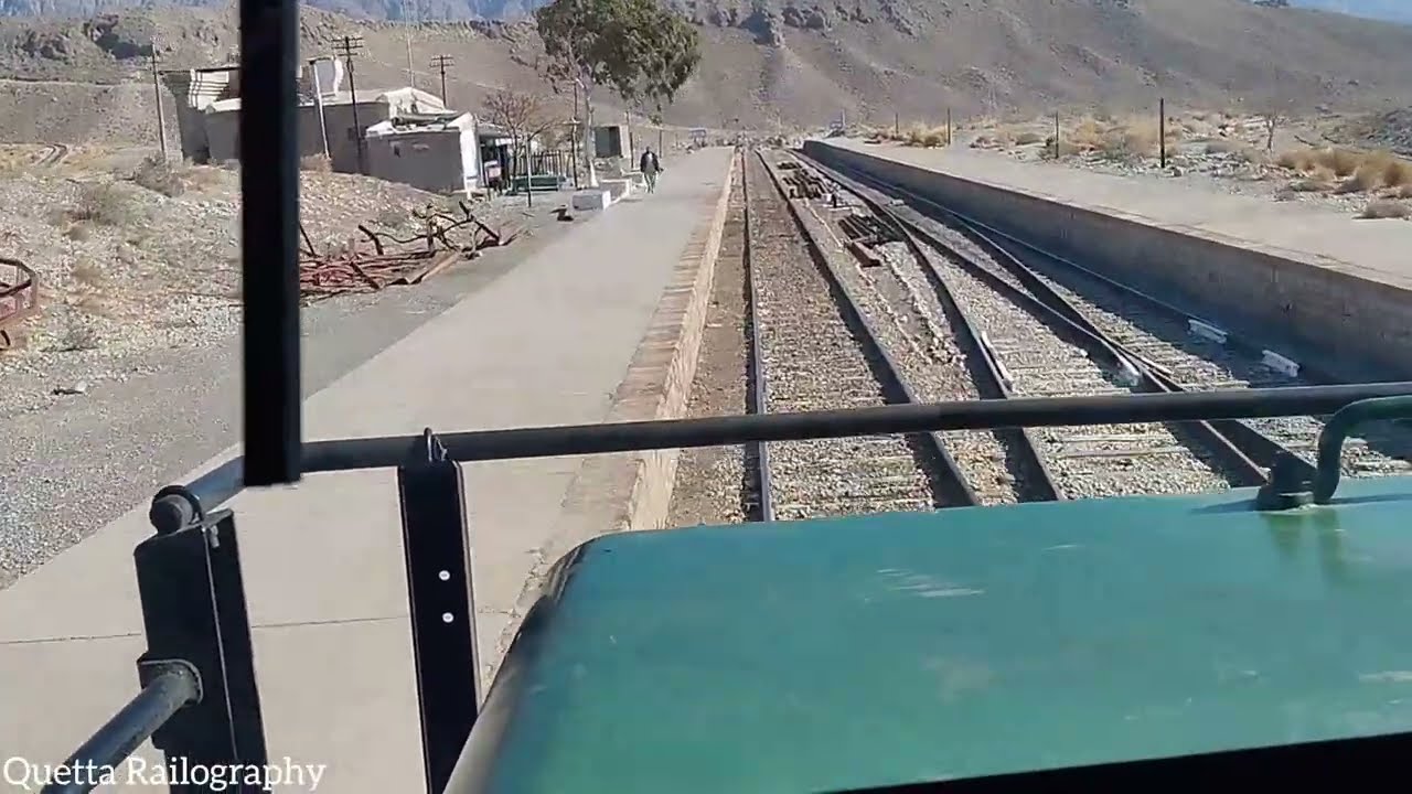 Kolpur to Mach with Jaffar Express Engine GEU-20, Quetta division #pakrailway