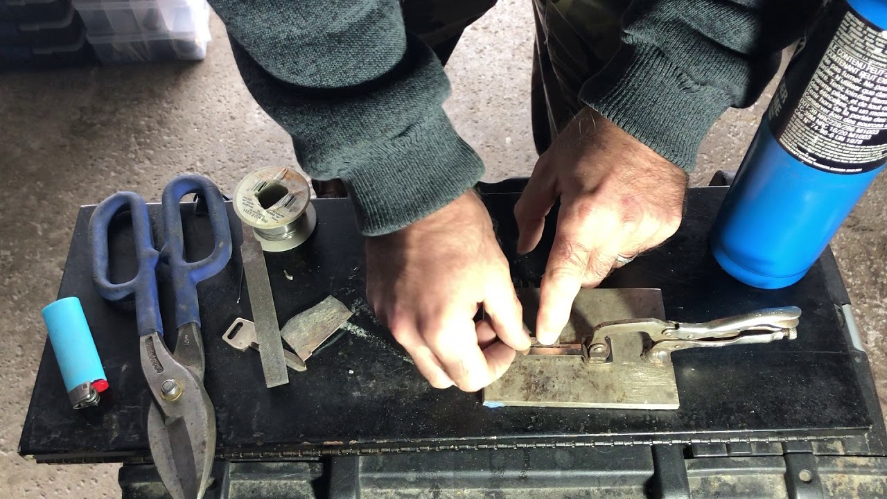 How to make Lost Car Keys, Make a soft key to fit a key by impression