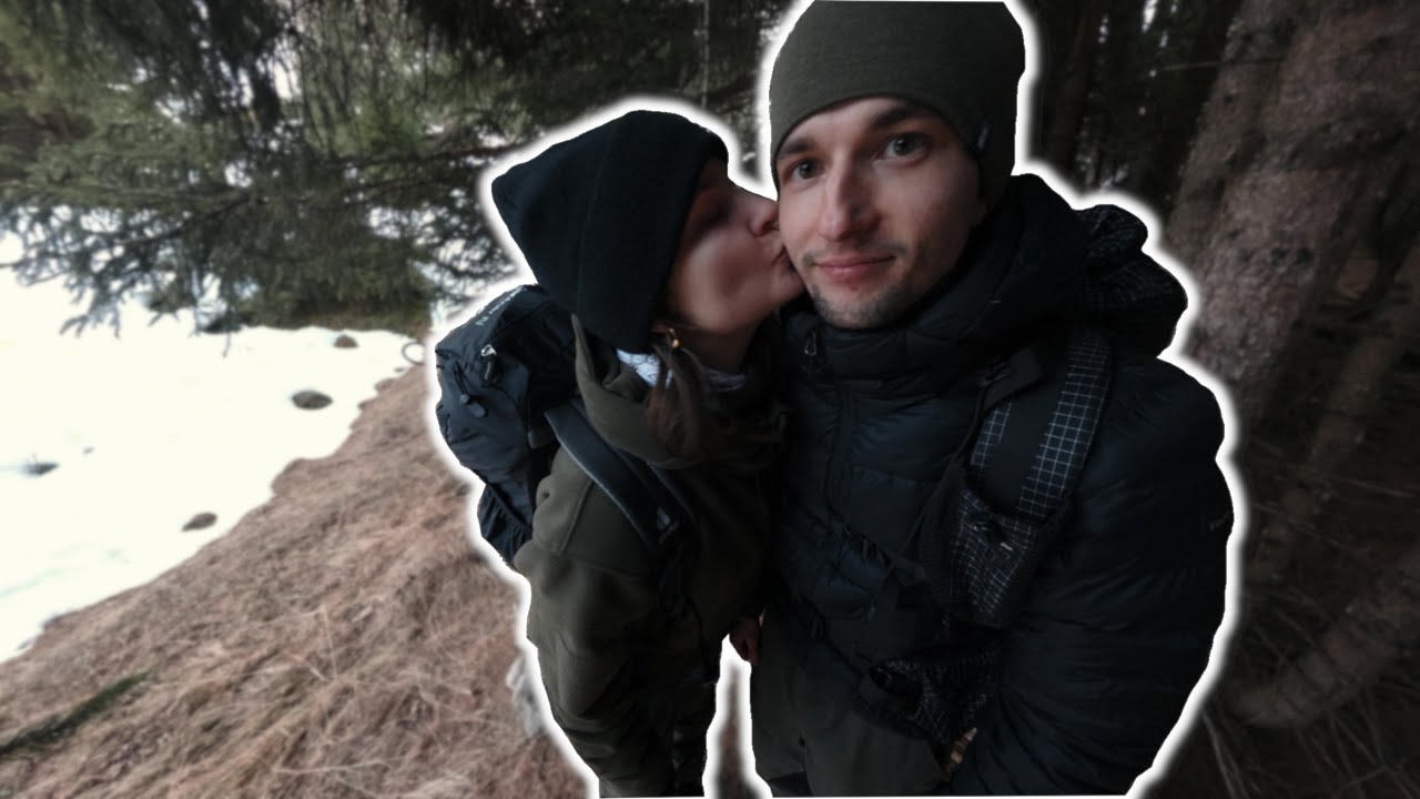 I Took My Girlfriend Bushcrafting: Tarp Shelter & Cooking over Fire
