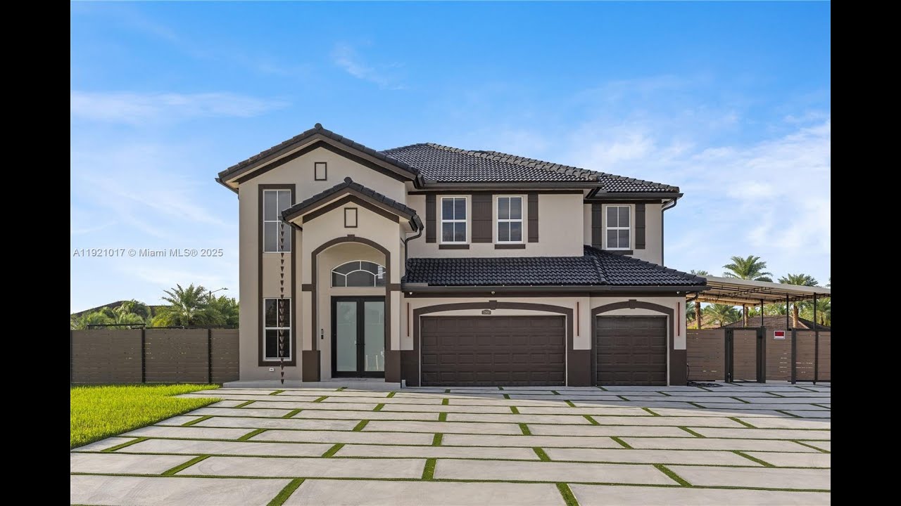 Video tour of Residential at 12904 SW 222nd St, Miami, FL 33170