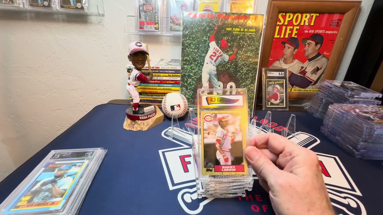 Show #14 Hall of Fame run from Junk Wax Era...the 1992 Fleer Ultra just a beautiful Set...