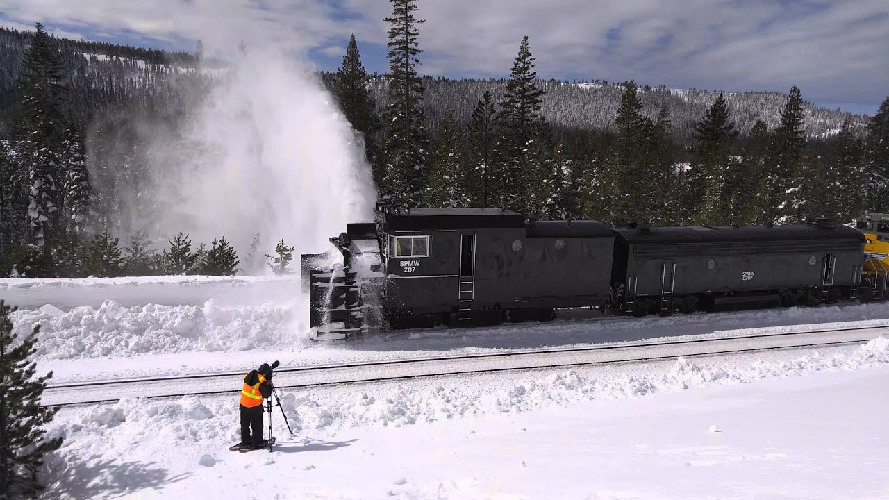 UP Rotary  SPMW 207 at Norden