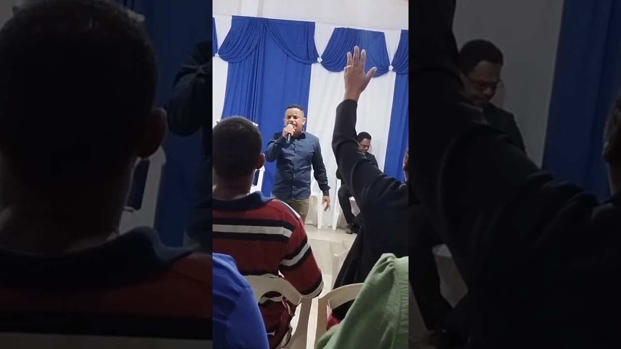 Louvando a Jesus no sobradinho Ubaíra Bahia, não tente sozinho 