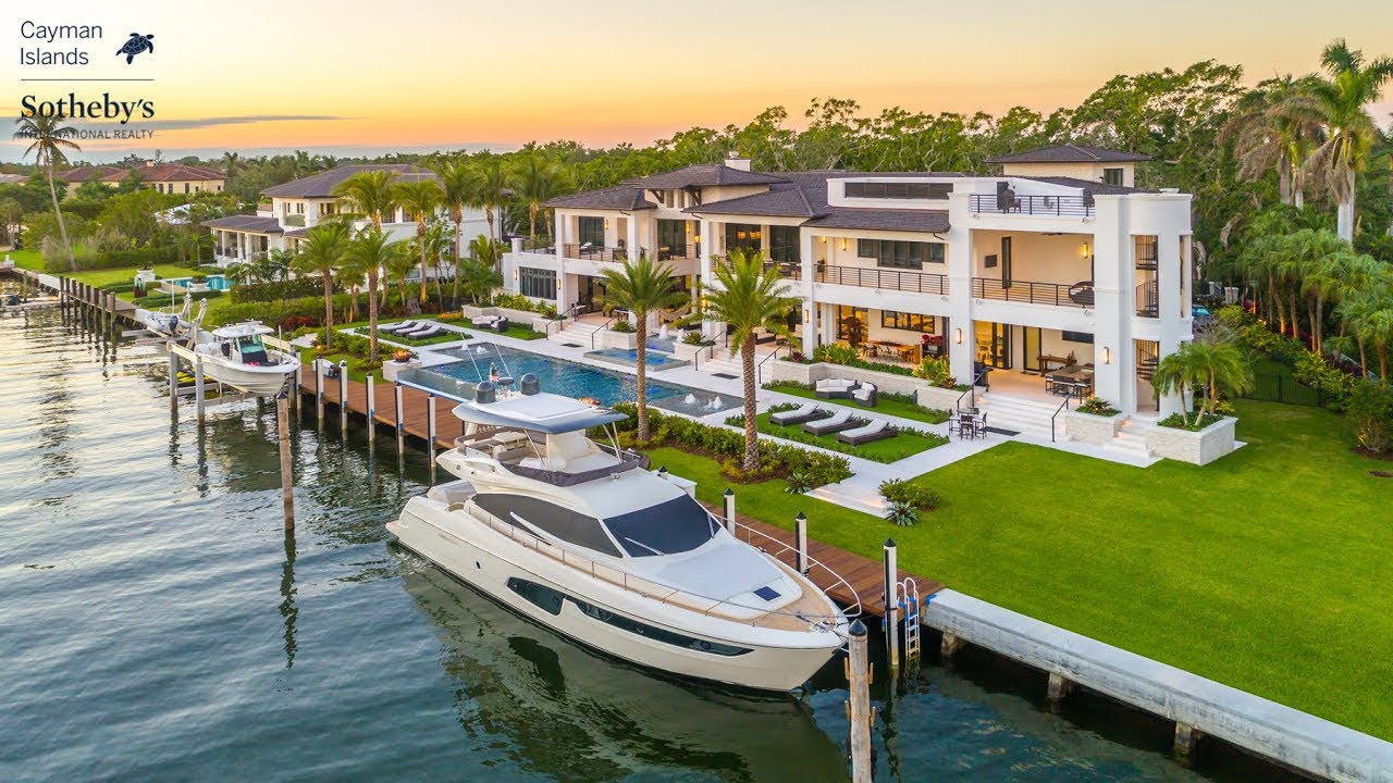 Luxury living | Gables Estates, Miami | Sotheby's International Realty