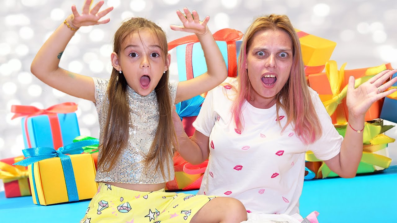 🥳 MEGA CADOURI de Ziua BRIANEI 🎂 La Mulți Ani, IOANA Briana 🎊  DESCHIDEM CADOURILE 🥳