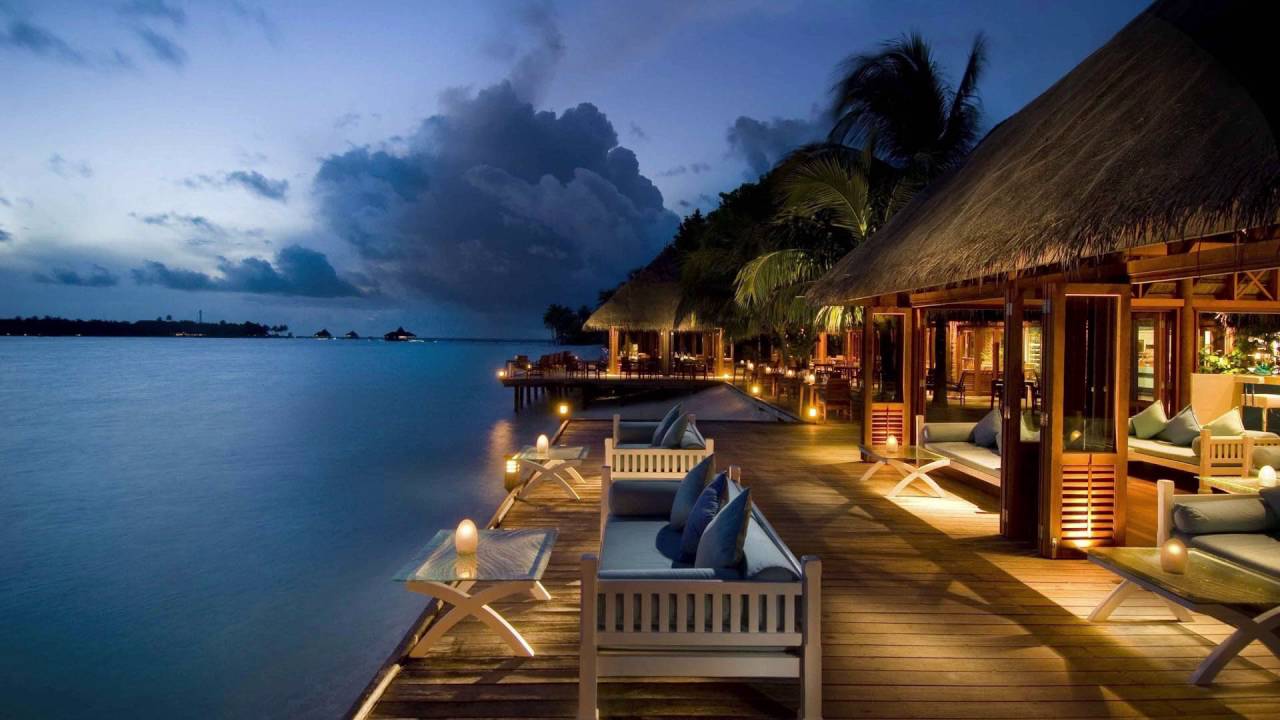 Most Amazing Beach Houses In The World