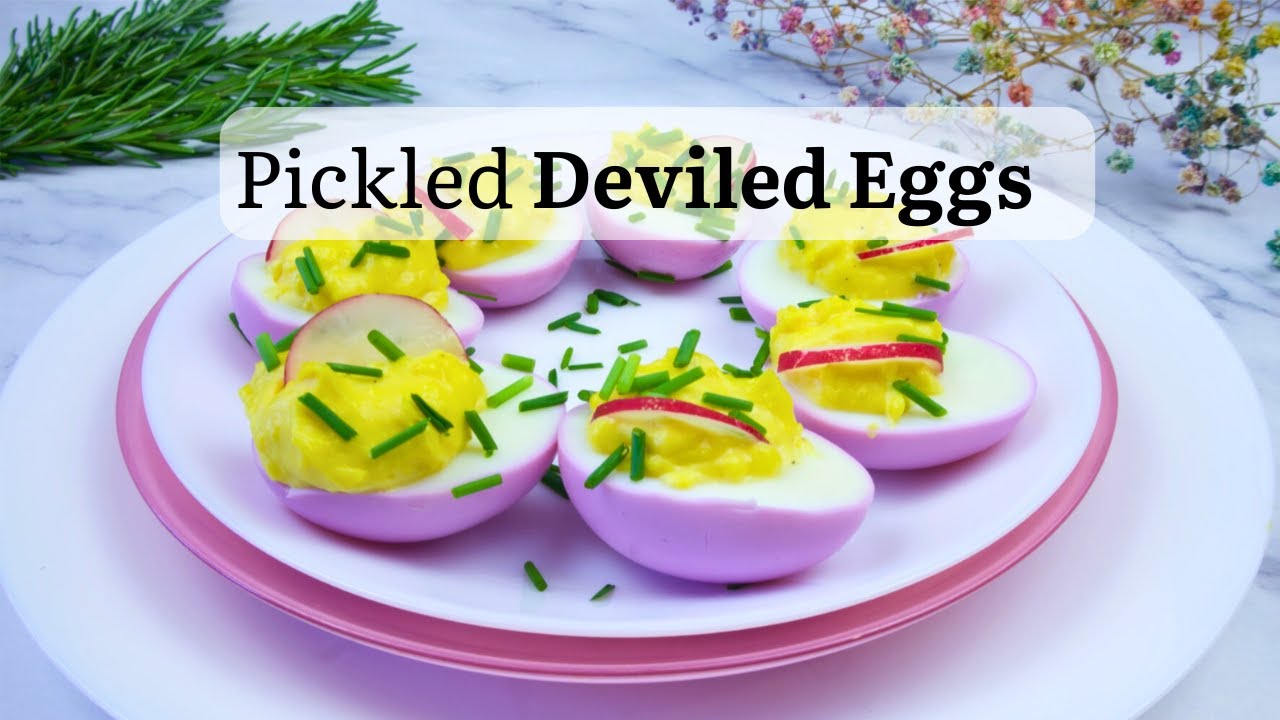 Beautiful Deviled Eggs / Easter Eggs / Easy Red Cabbage - Pickled Eggs