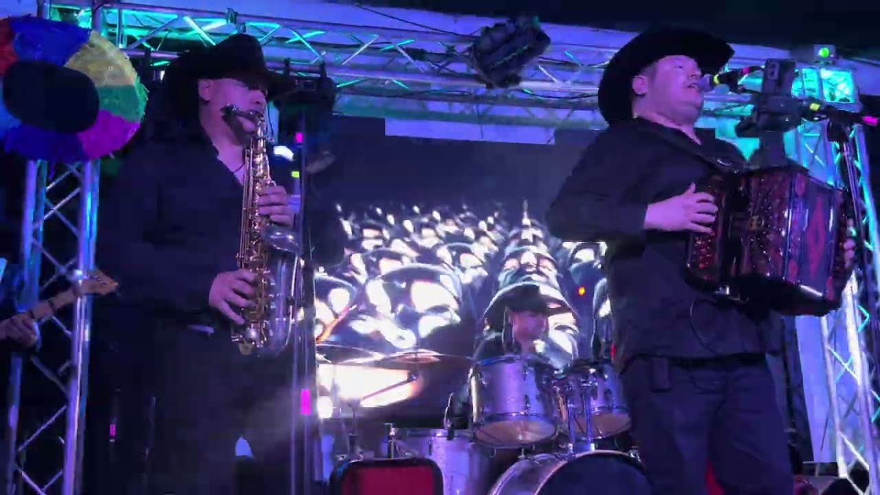 Demente &  Monton de cartas - Conjunto Caspian