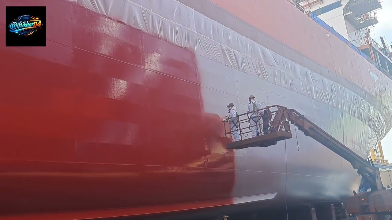 Hempel Silicone Application on Ship Hull | Marine Coating Process in Shipyard #hardwork #silicone 