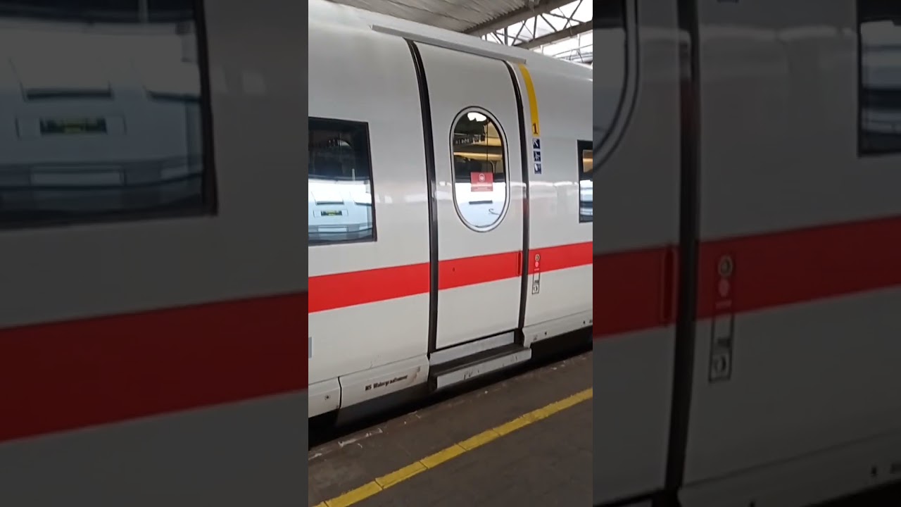 ICE 3M closing doors (Bruxelles-midi)