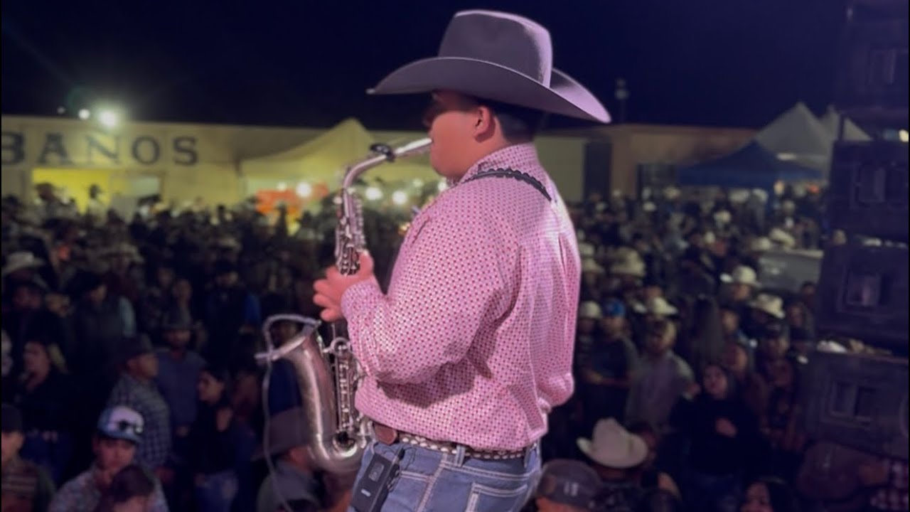 Cumbia bonita😍🔥con los amigos de los salvajes de chihuahua en vivo desde el charco chihuahua!