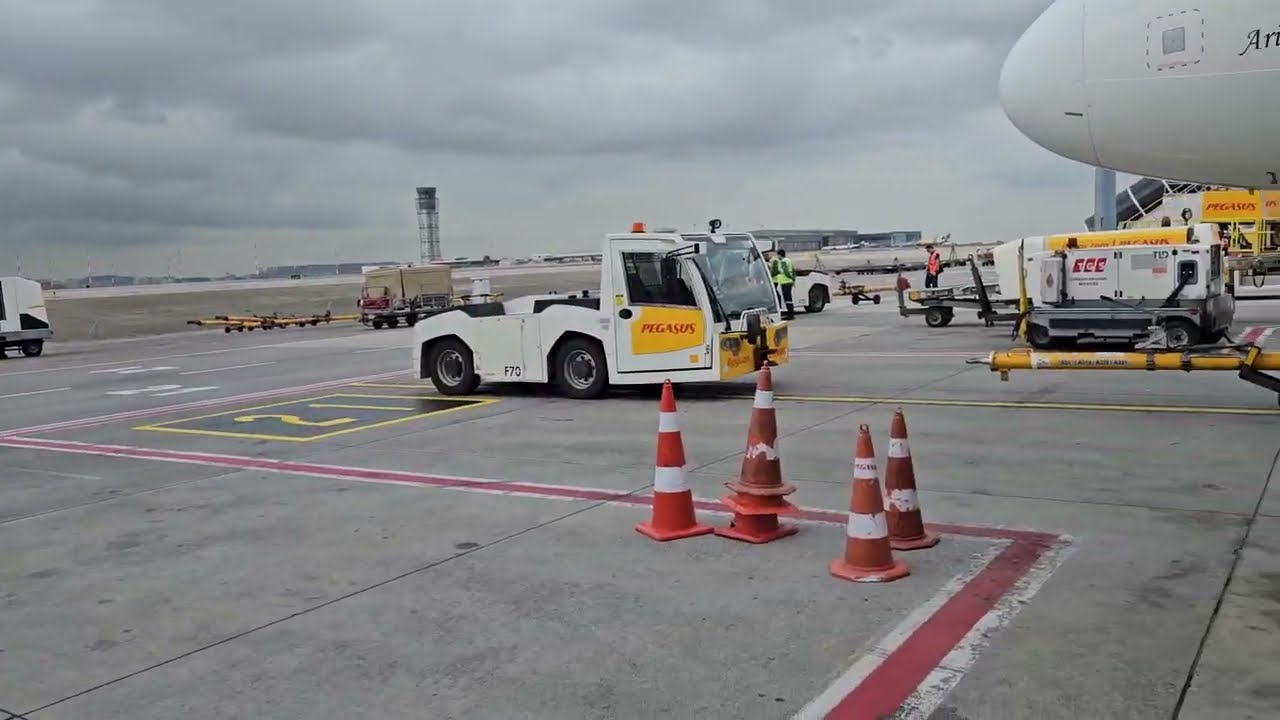 Airbus A321NEO - Boarding #tcrbe