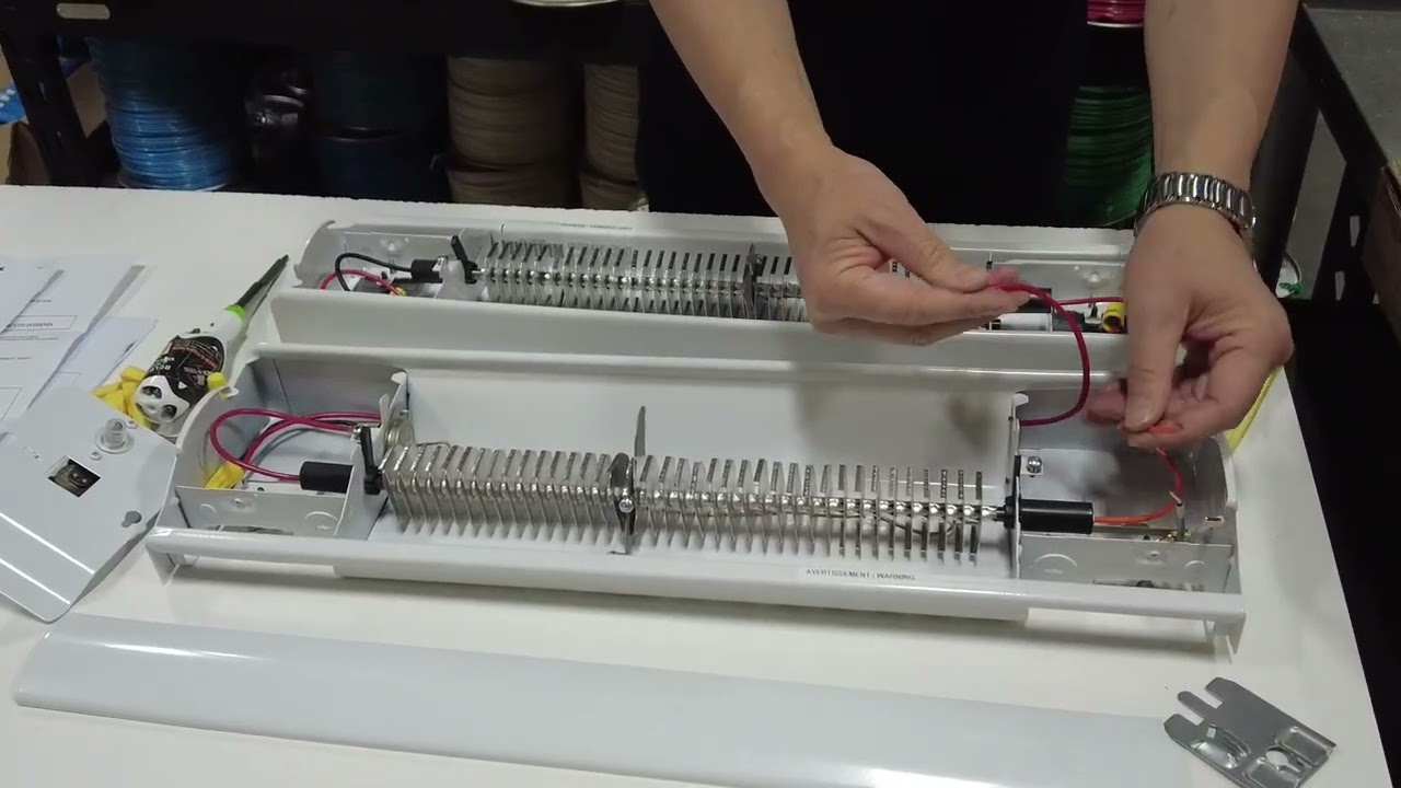 踢脚线电暖器单路温控器的安装 Single Pole Thermostat Wiring and Installation for Ouellet Baseboard Heater