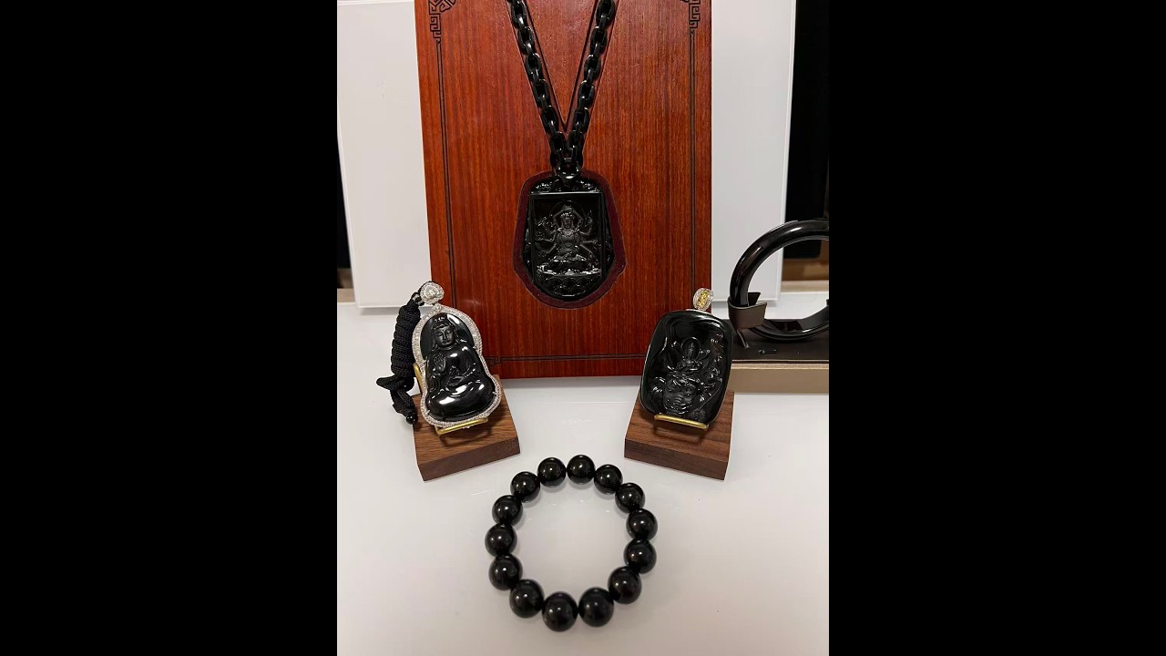3月13，主播：龙哥，5年老店翡翠直播间，晚上 ：7点—晚上12点， jade culture ,Natural jadeite #jewellery #jewelry #翡翠 #翡翠手鐲 #珠靌
