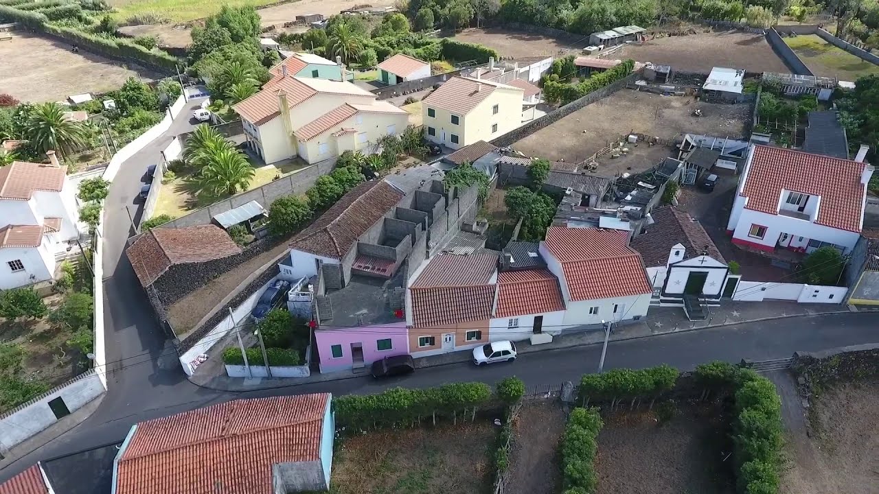 Farropo, Fenais da Luz, São Miguel, Açores filmagem de drone