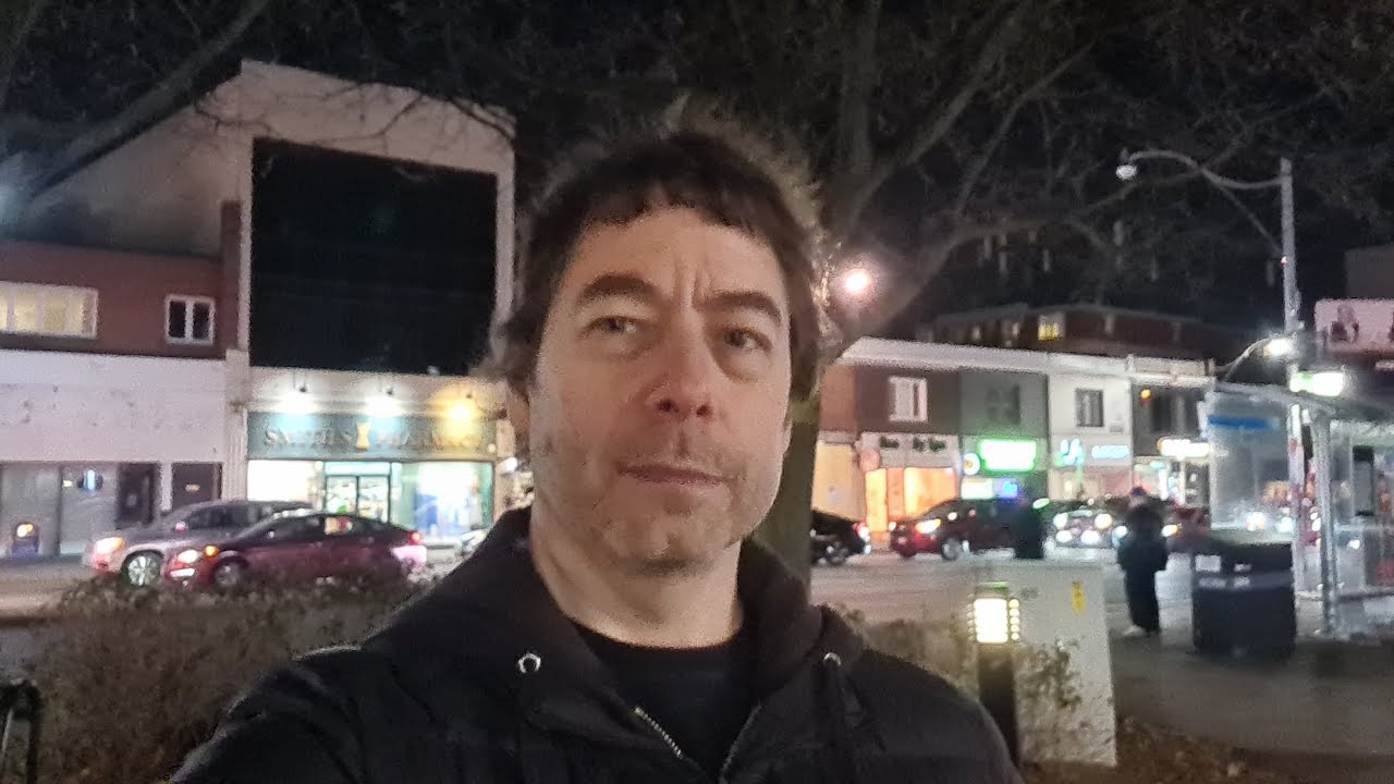 Toronto LIVE: Exploring From Uptown To Downtown On Friday Evening