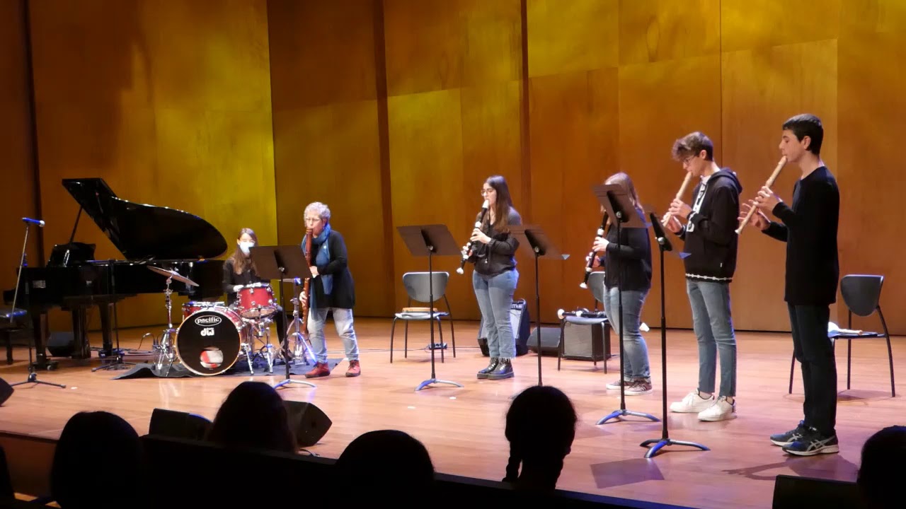A String Of Pearls - Cónsort de flautes de bec EMM Vilafranca - Nadal'20
