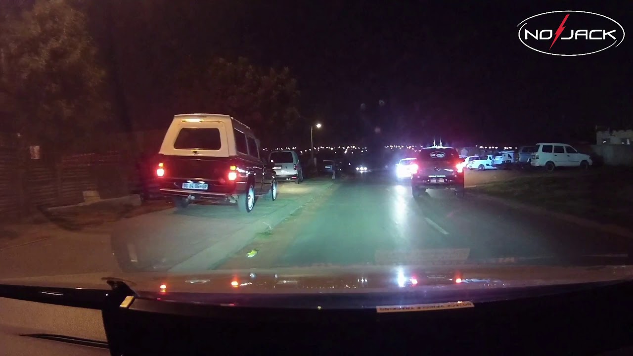 Hijacked Hilux recovered within minutes.