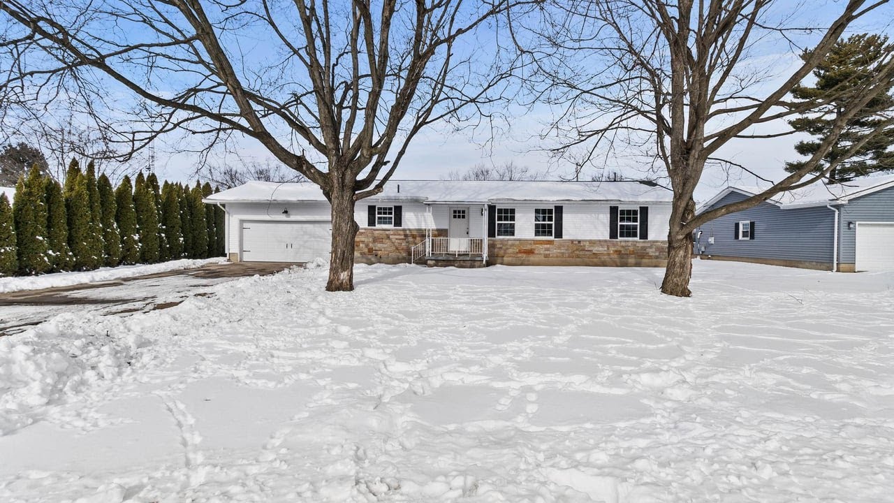 780 Wooddale Dr, Urbana, OH