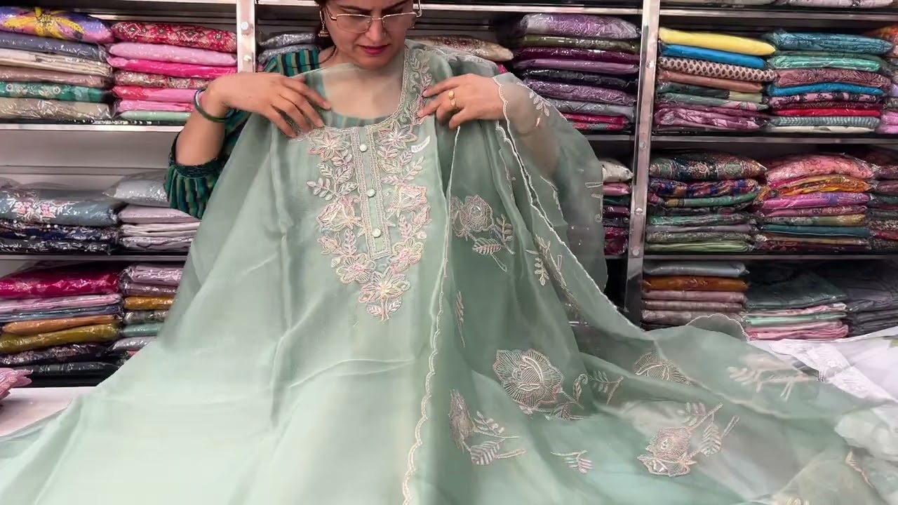 Elegant party wear new collection 💃premium organza (9896153056)(3/1/25)beautiful new designer suits