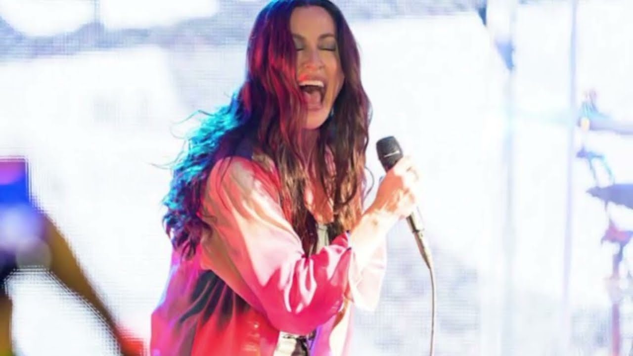 Alanis Morissette Stuns World With Emotional National Anthem at FIFA World Cup 2026 Opening Ceremony