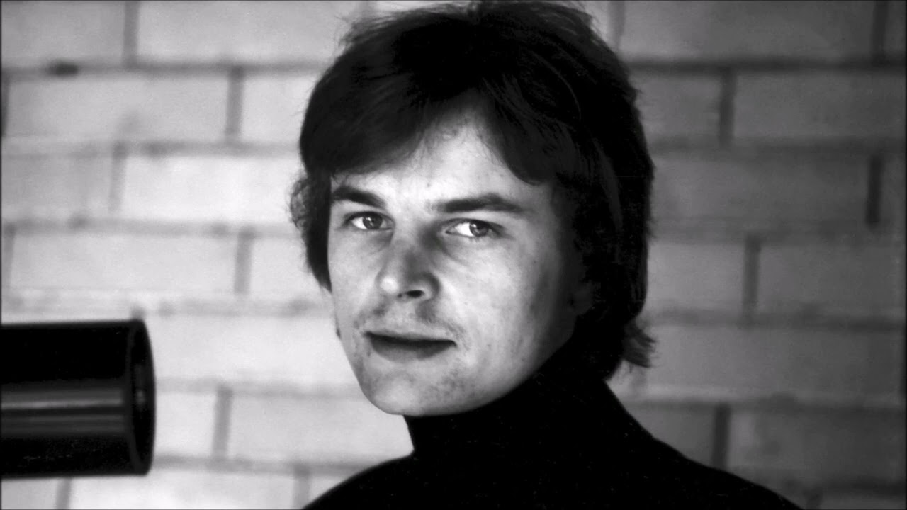 Ivo Linna - Kevad tuleb, sinililled käes