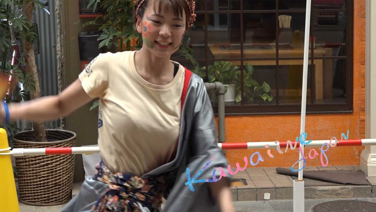 気になる　かわいらしい踊り子さん