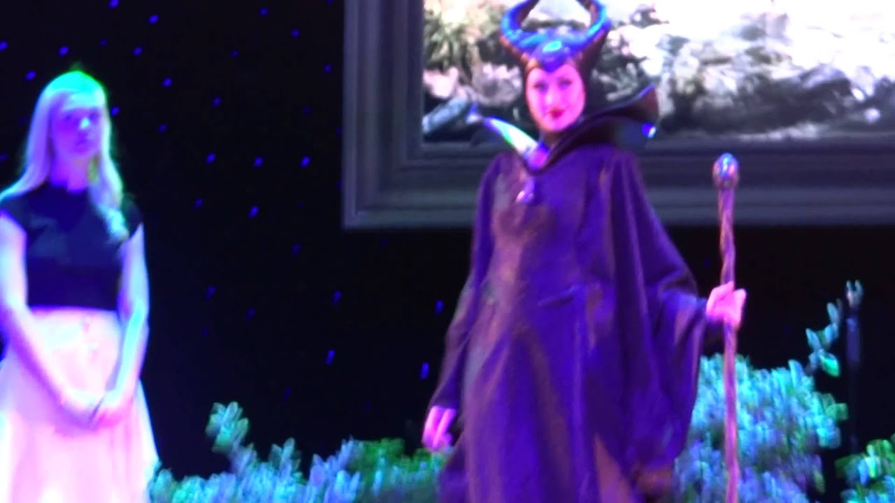 Maleficent Makes an Appearance at Disney Social Media Moms Celebration 2014